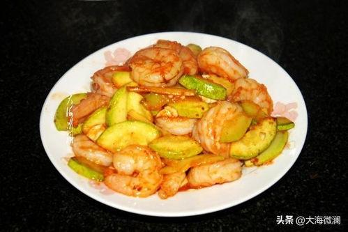 吃角瓜虾仁,鲜美滋味，家常美食新体验