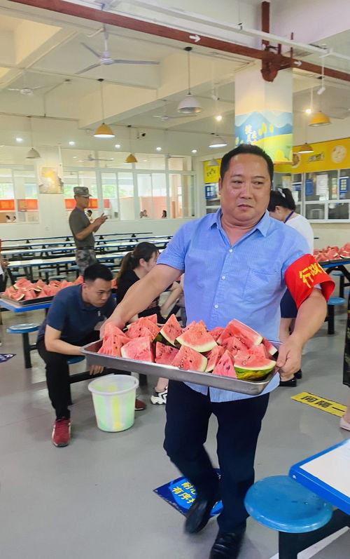 即墨技师学院吃瓜,揭秘校园里的“吃瓜”风云